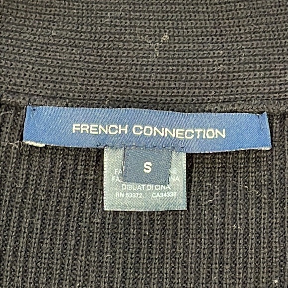 New French Connection Caballo Floral Lace Sleeve Sweater Black V Neck Sz S - Picture 11 of 14